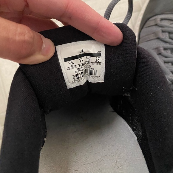 Sz 12 jordan shoes - Picture 5 of 5